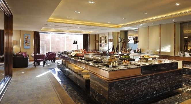 北京萬(wàn)興通達(dá)辦公裝修項(xiàng)目-皇冠假日酒店裝修案例效果圖