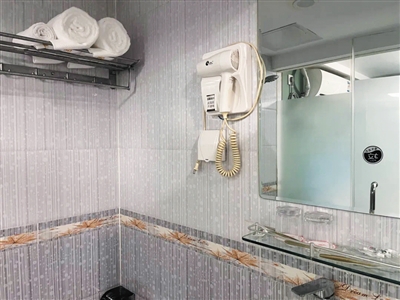 長租酒店里的年輕人:月租5000以內我會一直住下去