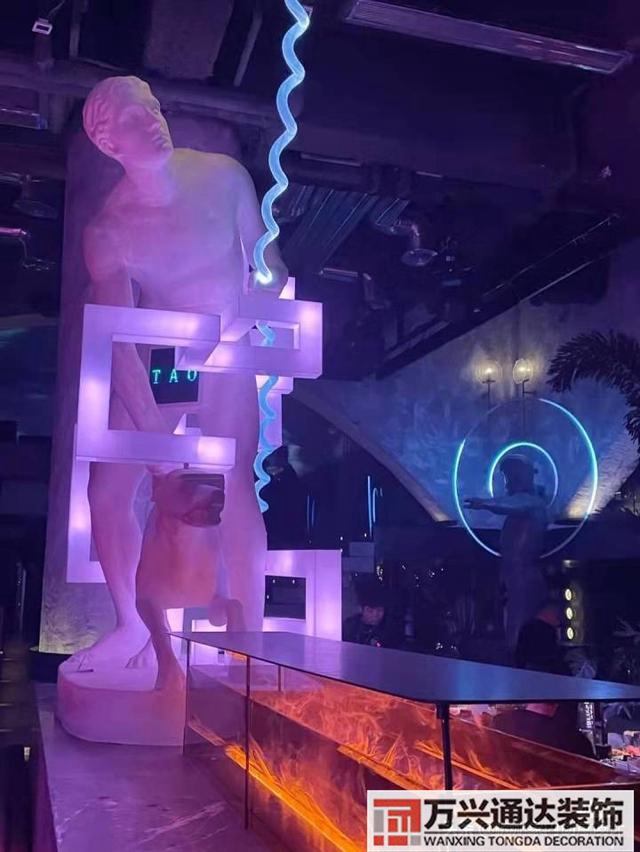 酒吧設(shè)計(jì)酒吧設(shè)計(jì)風(fēng)格_萬興辦公室裝修公司