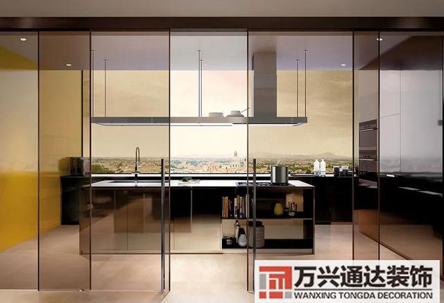 家裝修家裝修墻面用乳膠漆好還是藝術漆好