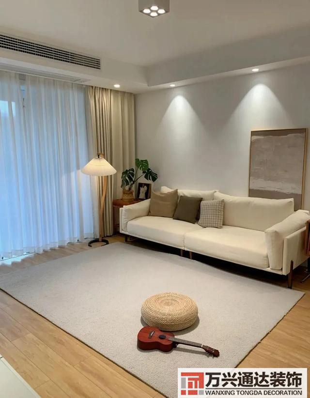 小裝修小裝修公司和大裝修公司哪個好